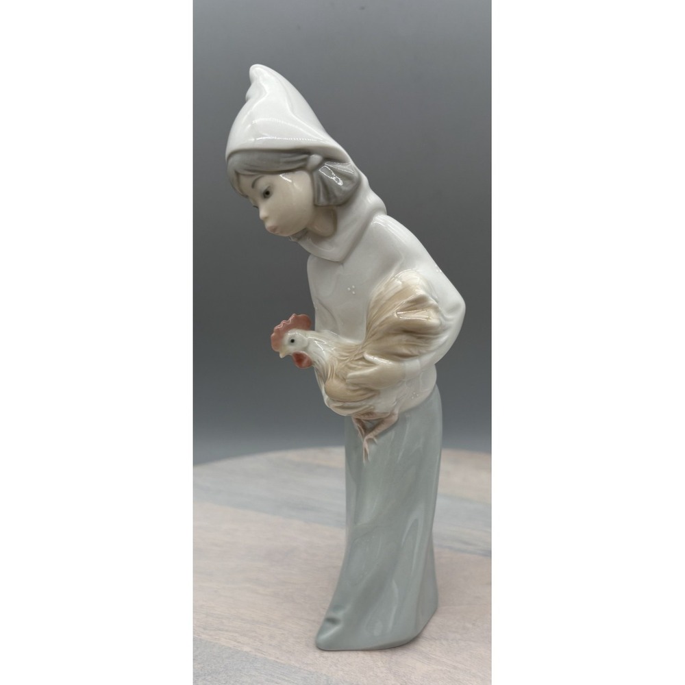 Vintage Lladro Figurine Shepherdess with Rooster 2001 Retired 4677 Made in Spain - Picture 2 of 16